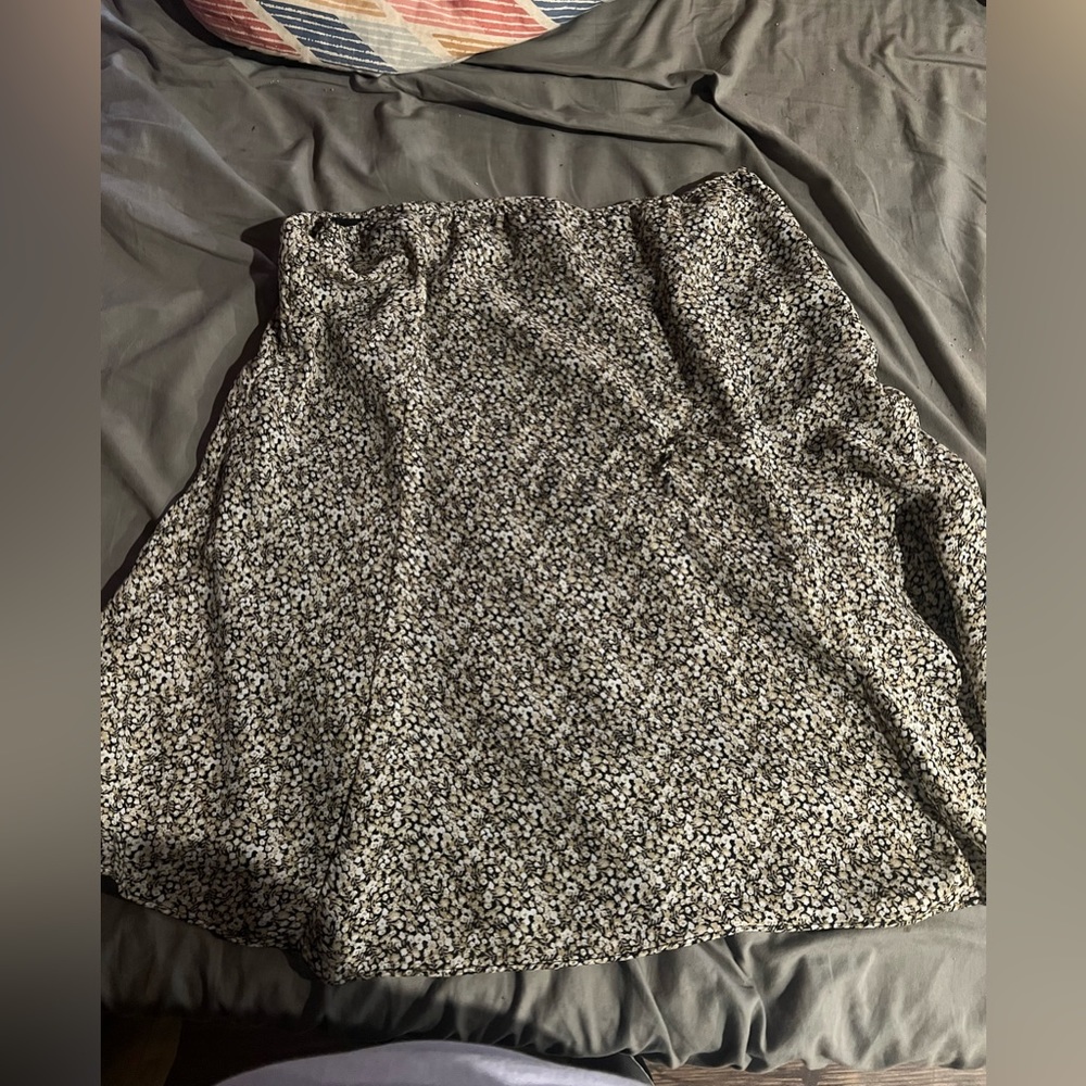 Floral pattern skirt